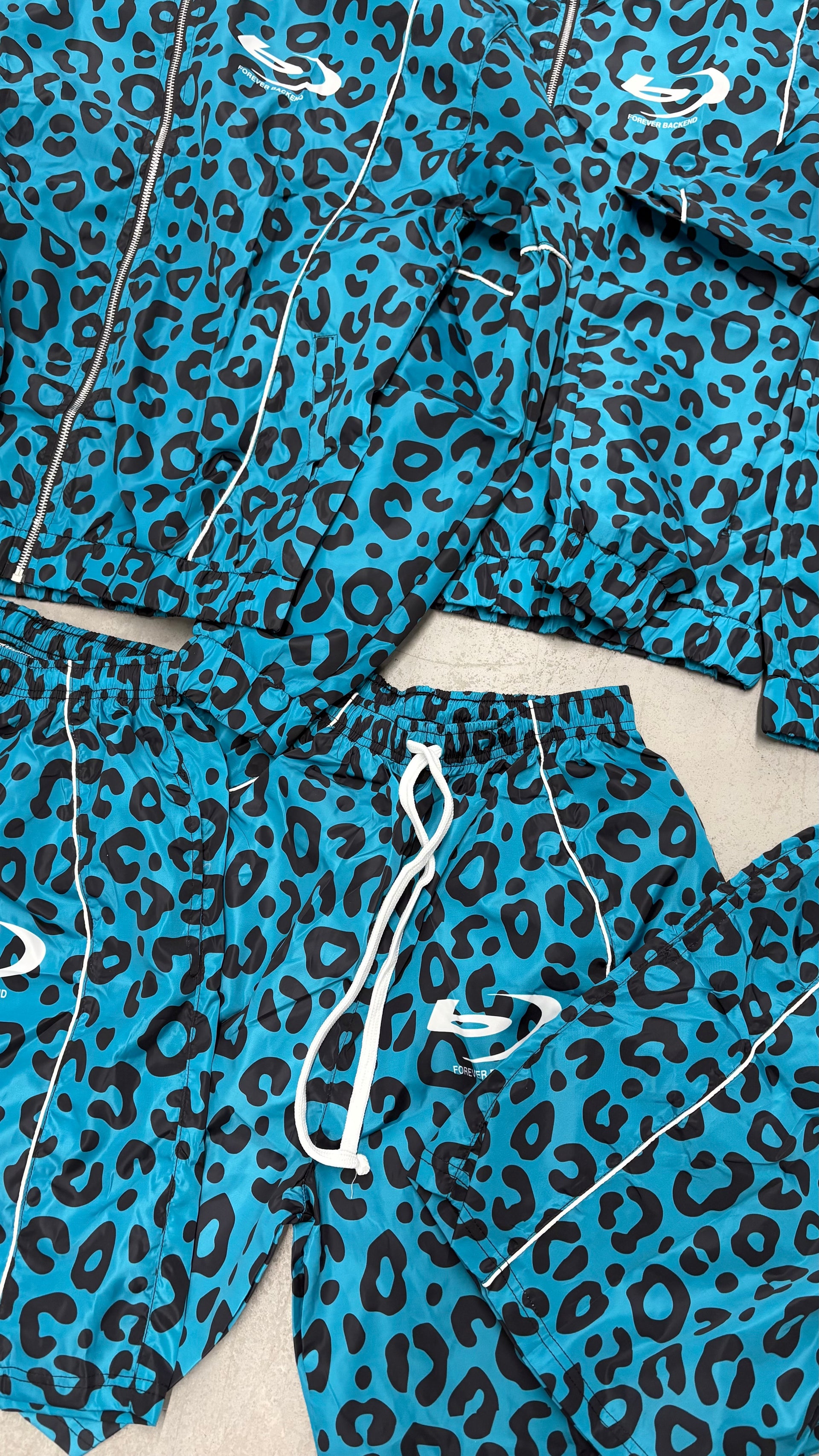 Foreva backend untamed nylon set